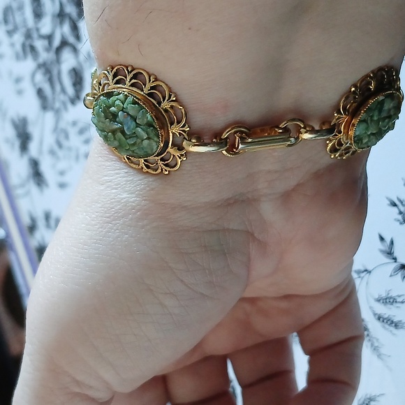 Vintage Elegant Goldtone Green Crushed Faux Stone Lace Border Link Bracelet - Picture 12 of 12